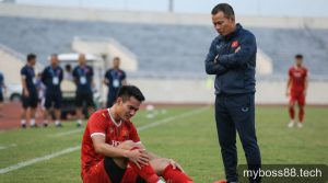 Bão chấn thương ập đến ĐT Việt Nam trước thềm FIFA ASEAN Cup 2026: HLV Kim Sang-sik đối mặt bài toán nhân sự khó giải